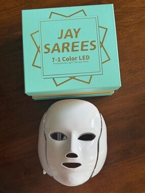 NEW JAY SAREES LED LIGHT THERAPY FACE MASK w/ 7 Colors 4 Brighter, Younger Skin